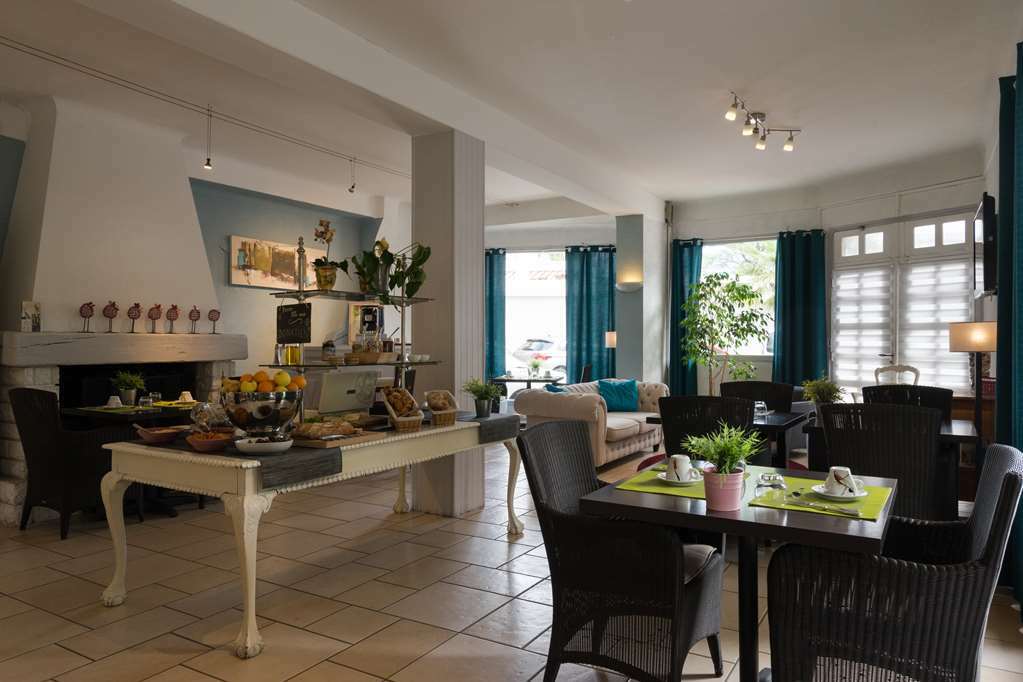 Hotel The Originals Perpignan Sud Le Grillon D'Or Le Boulou Ausstattung foto
